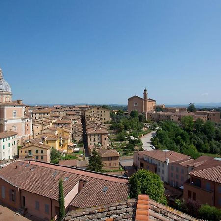 Residenza D'Epoca Palazzo Piccolomini Leilighet Siena Eksteriør bilde