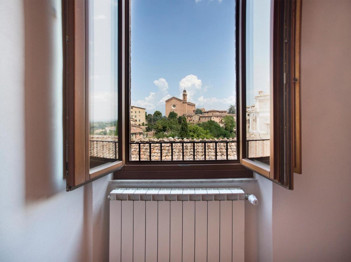 Residenza D'Epoca Palazzo Piccolomini Leilighet Siena Eksteriør bilde