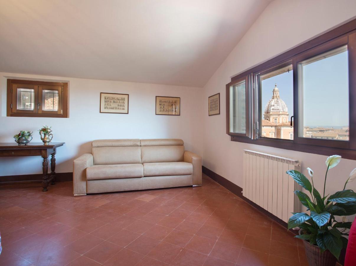 Residenza D'Epoca Palazzo Piccolomini Leilighet Siena Eksteriør bilde